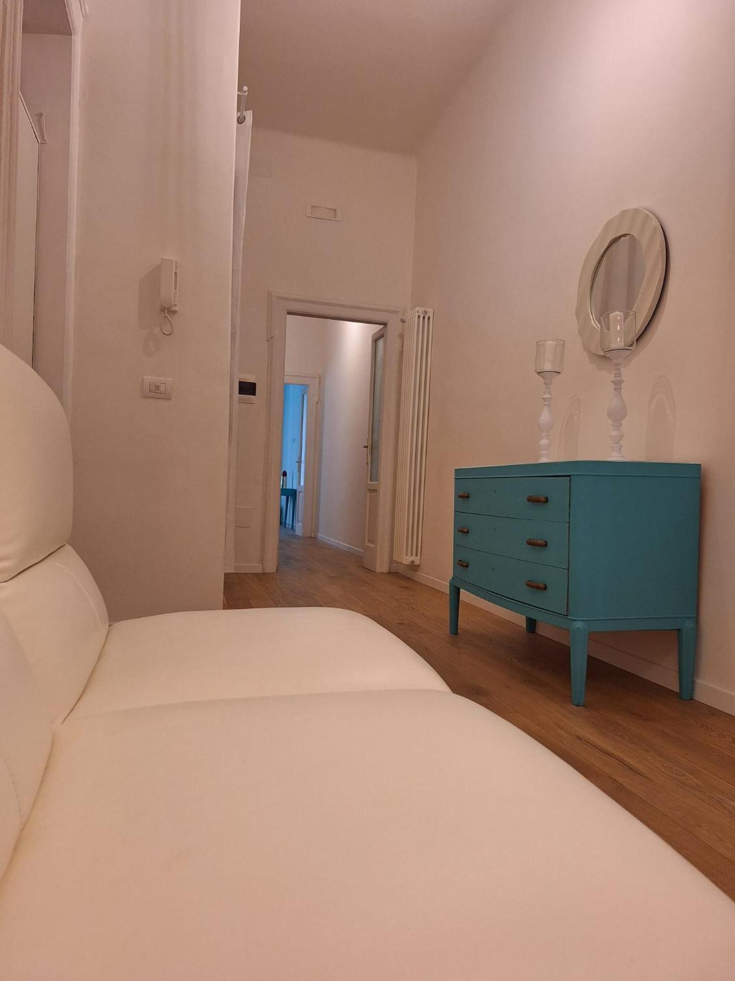 Acqua Amare Guest House Бари Экстерьер фото